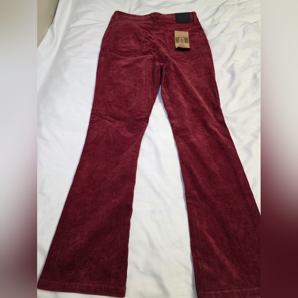 Volcom High Rise Stoned Bootleg Flared Leg Corduroy Pants- Size 30   NWT $75 - Picture 1 of 7